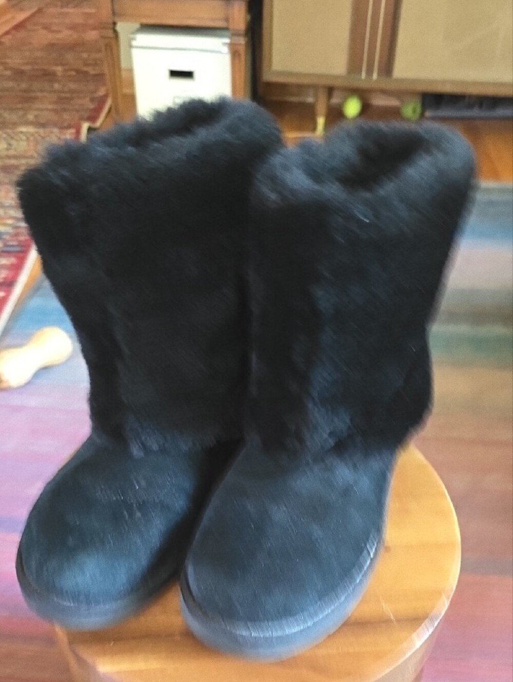 BRAND NEW UGG Patten Black Plush Winter Boots Sz 9 - Picture 4 of 6